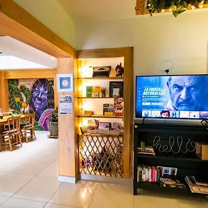 Adn Algo De Nosotros Hostal
