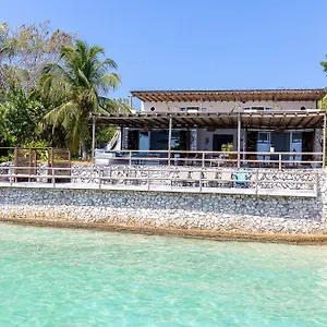Isla Bonita , Cartagena Colombia