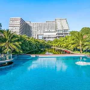 Koi & Resort Da Nang