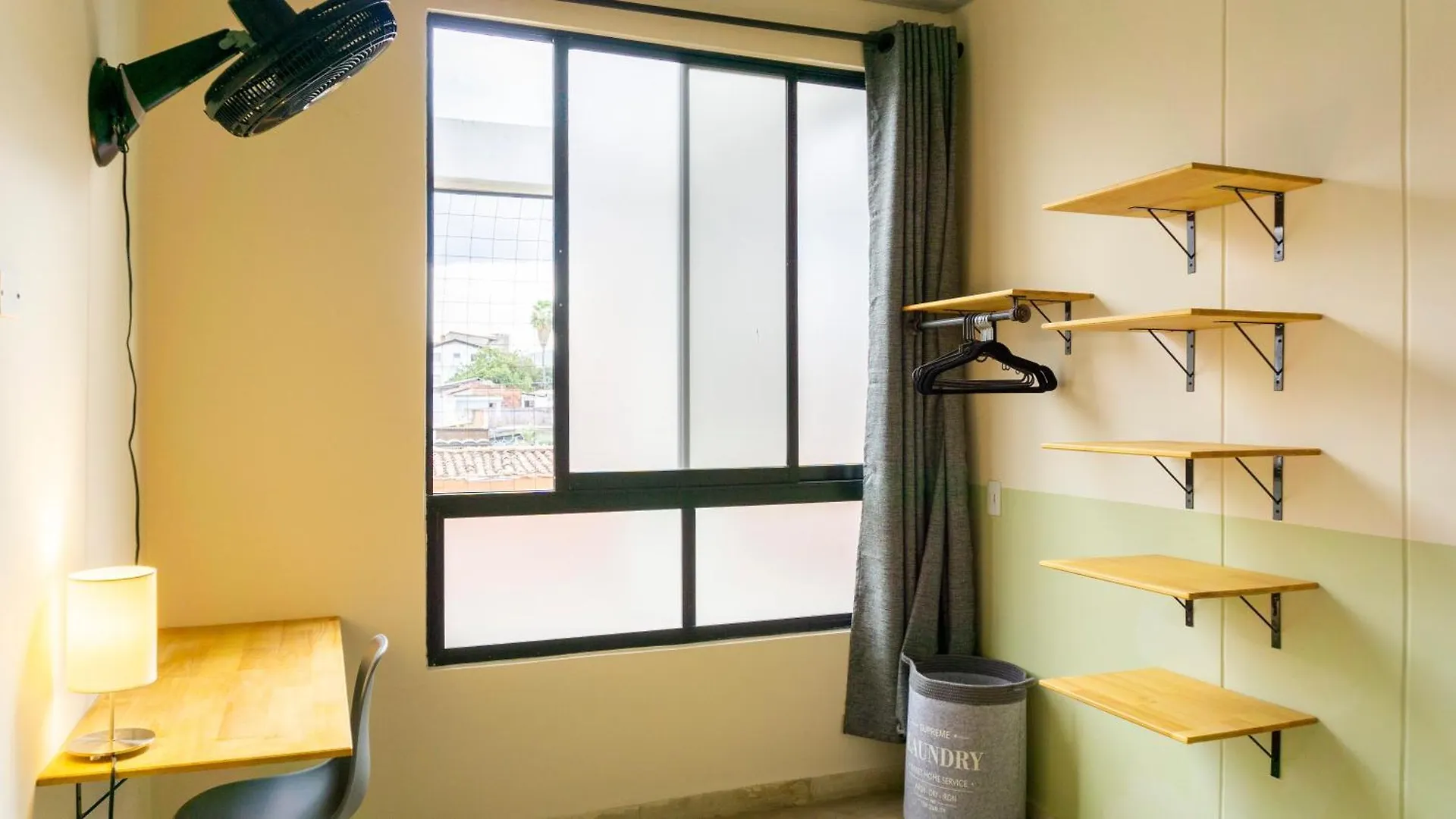 Bed and Breakfast Selva House Medellín
