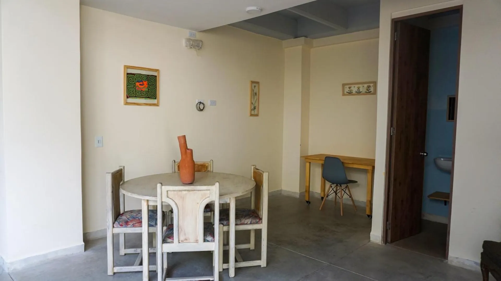 Bed and Breakfast Selva House Medellín