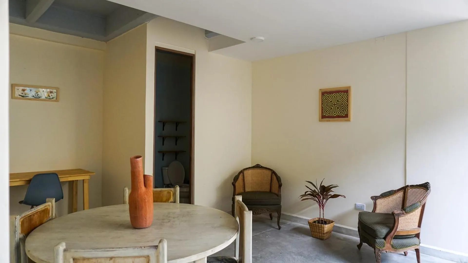 Bed and Breakfast Selva House Medellín